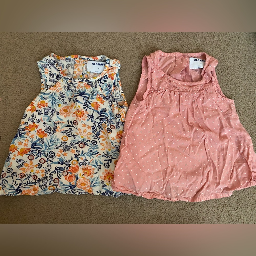 Set of 2 toddler tank tops